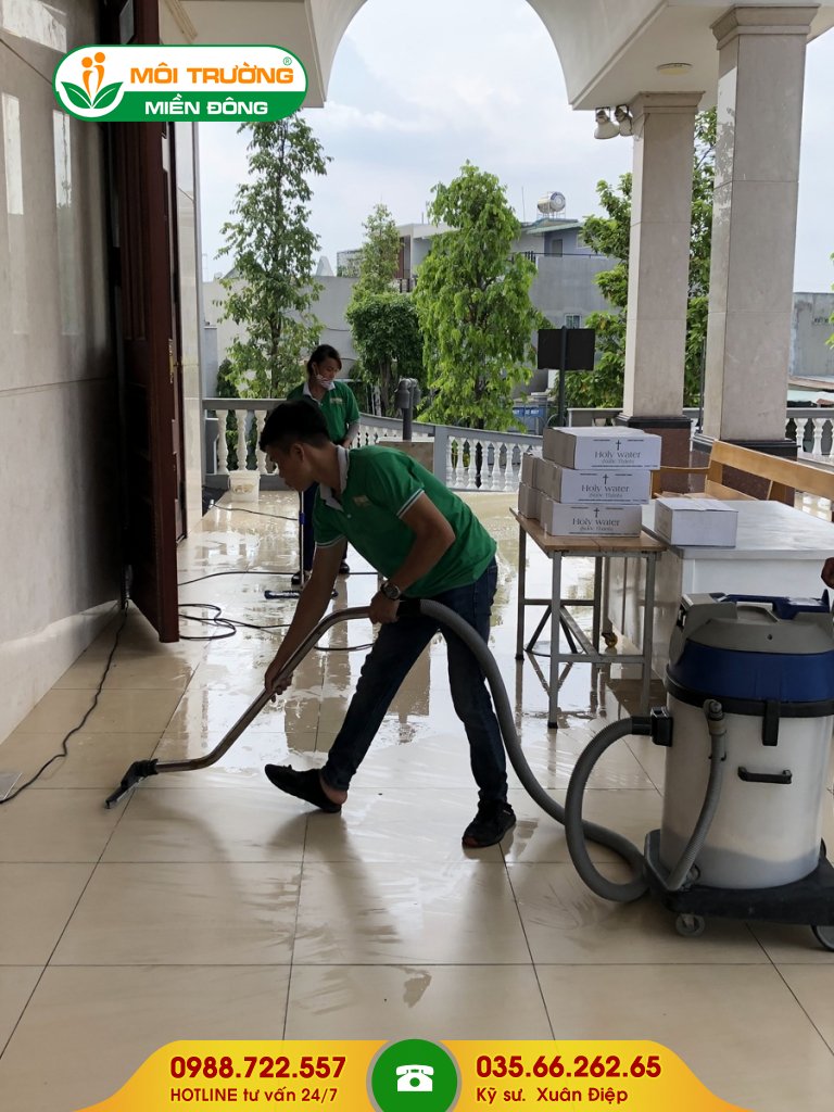 Bảng giá dịch vụ tẩy rửa vết bẩn trên nền gạch đá