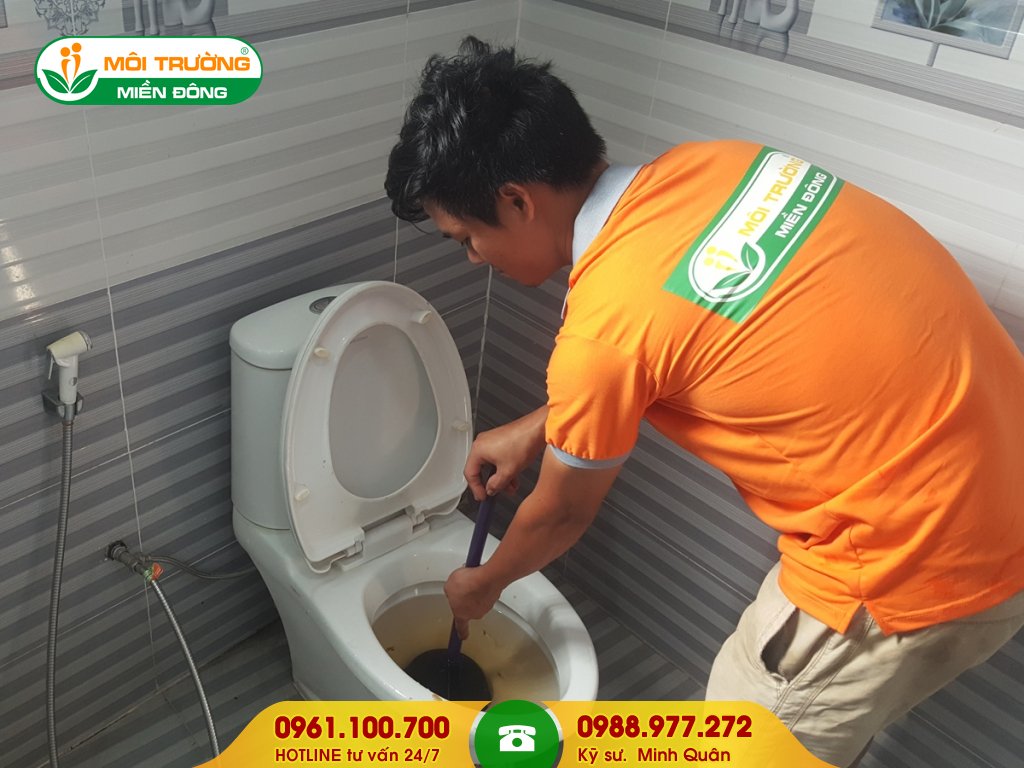 Hướng dẫn thông tắc bồn cầu tại nhà