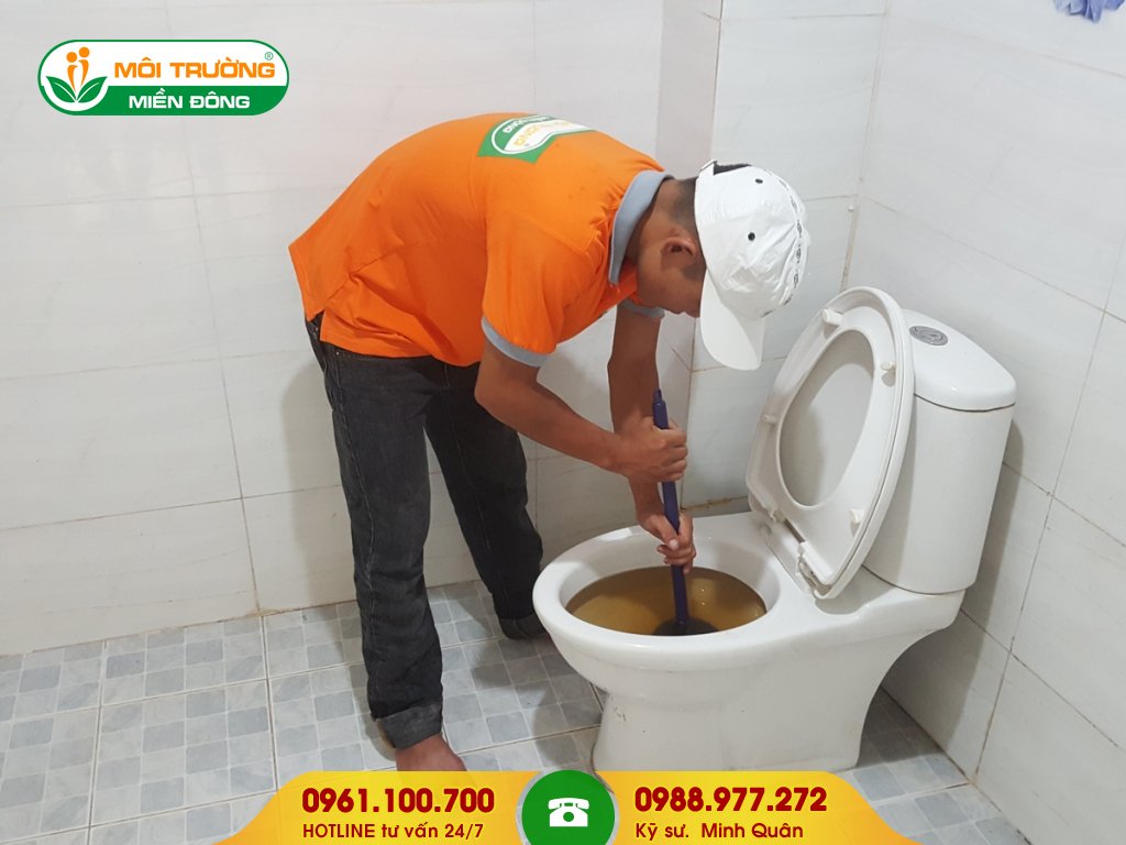 Dịch vụ thông tắc bồn cầu giá rẻ