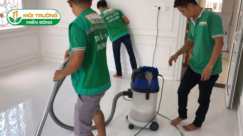 Tuyển nhân viên vệ sinh công nghiệp tại Bình Dương