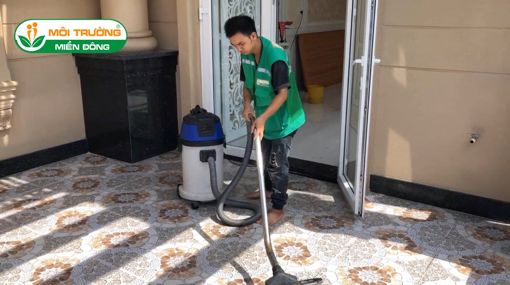 Tuyển nhân viên vệ sinh công nghiệp tại Bình Dương