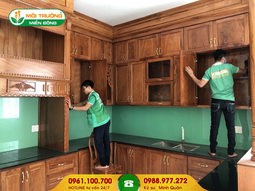 Bảng giá dịch vụ vệ sinh tủ bếp