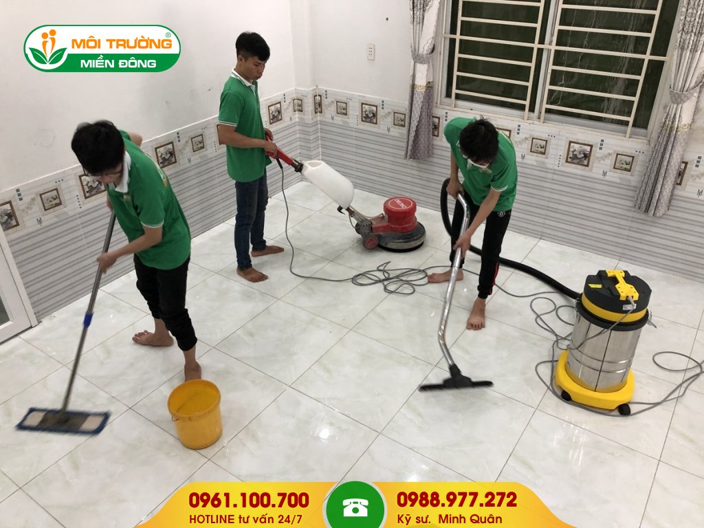 Chi phí dịch vụ vệ sinh công trình sau xây dựng