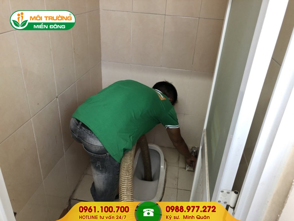 Chi phí thông tắc bồn cầu bằng xe chuyên dụng