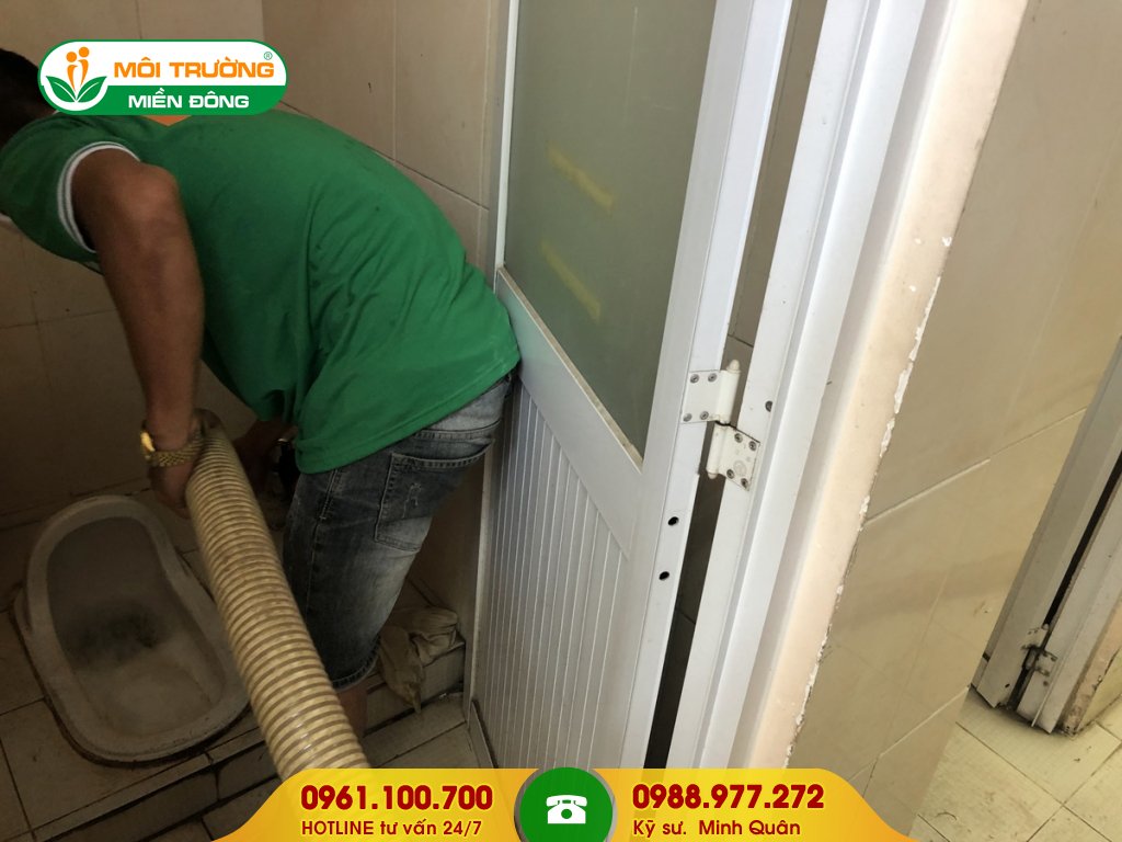 Báo giá thông tắc bồn cầu bằng xe chuyên dụng