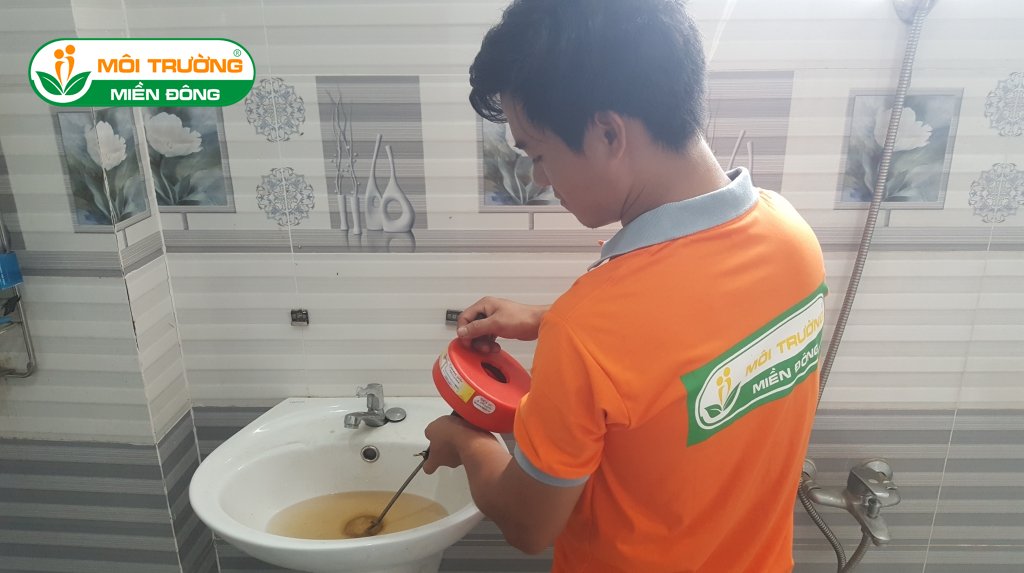 Giá dịch vụ thông tắc lavabo nhà hàng