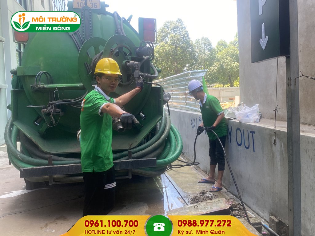 Dịch vụ nạo vét hố ga tại TPHCM